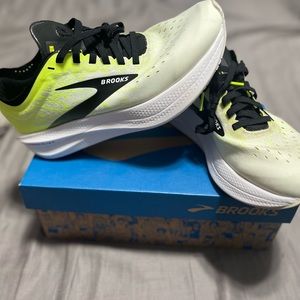 BROOKS Hyperion Elite 2 Size 8